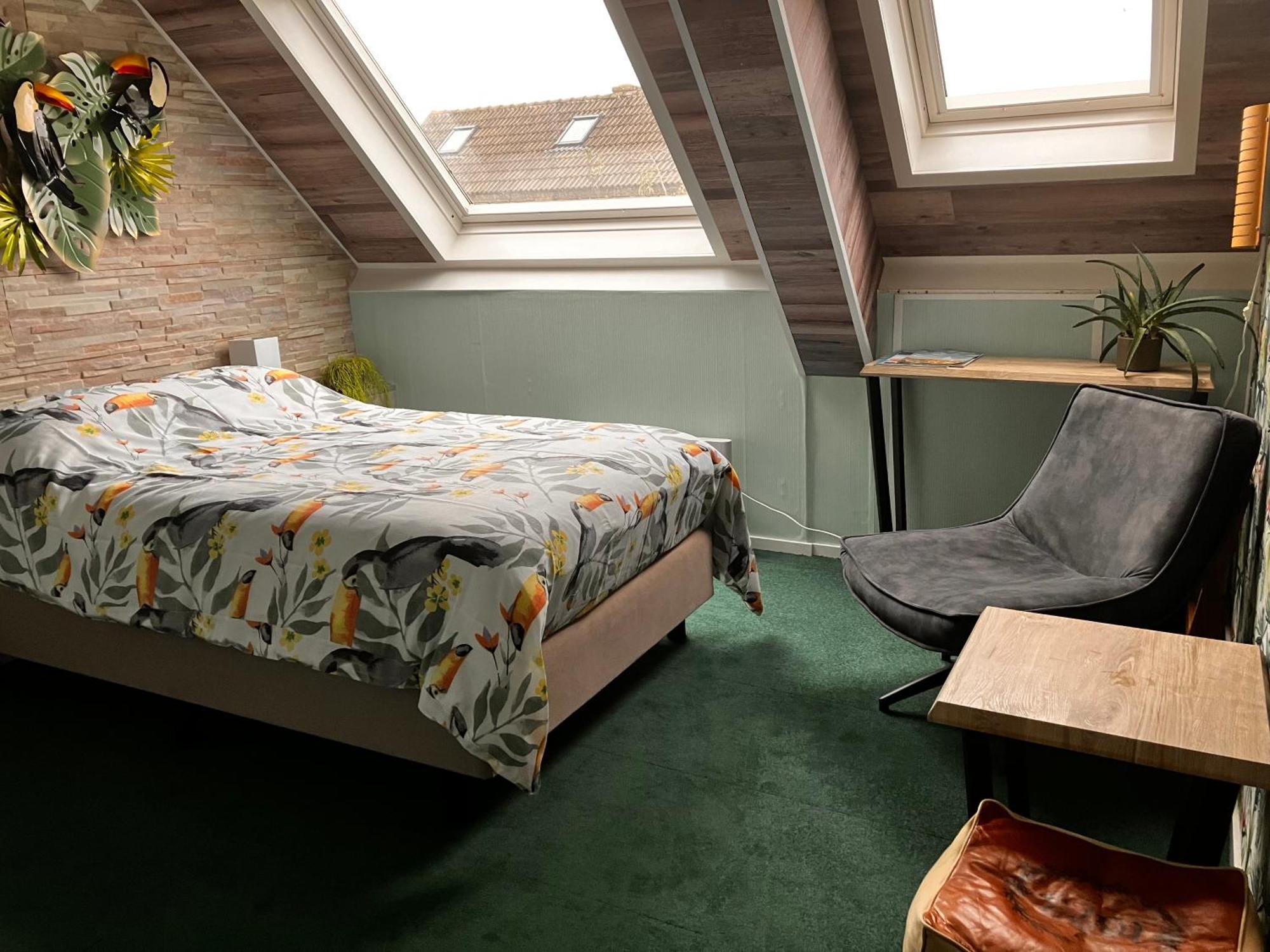 Hotel Dichtbijzee Oosterend  Exteriör bild