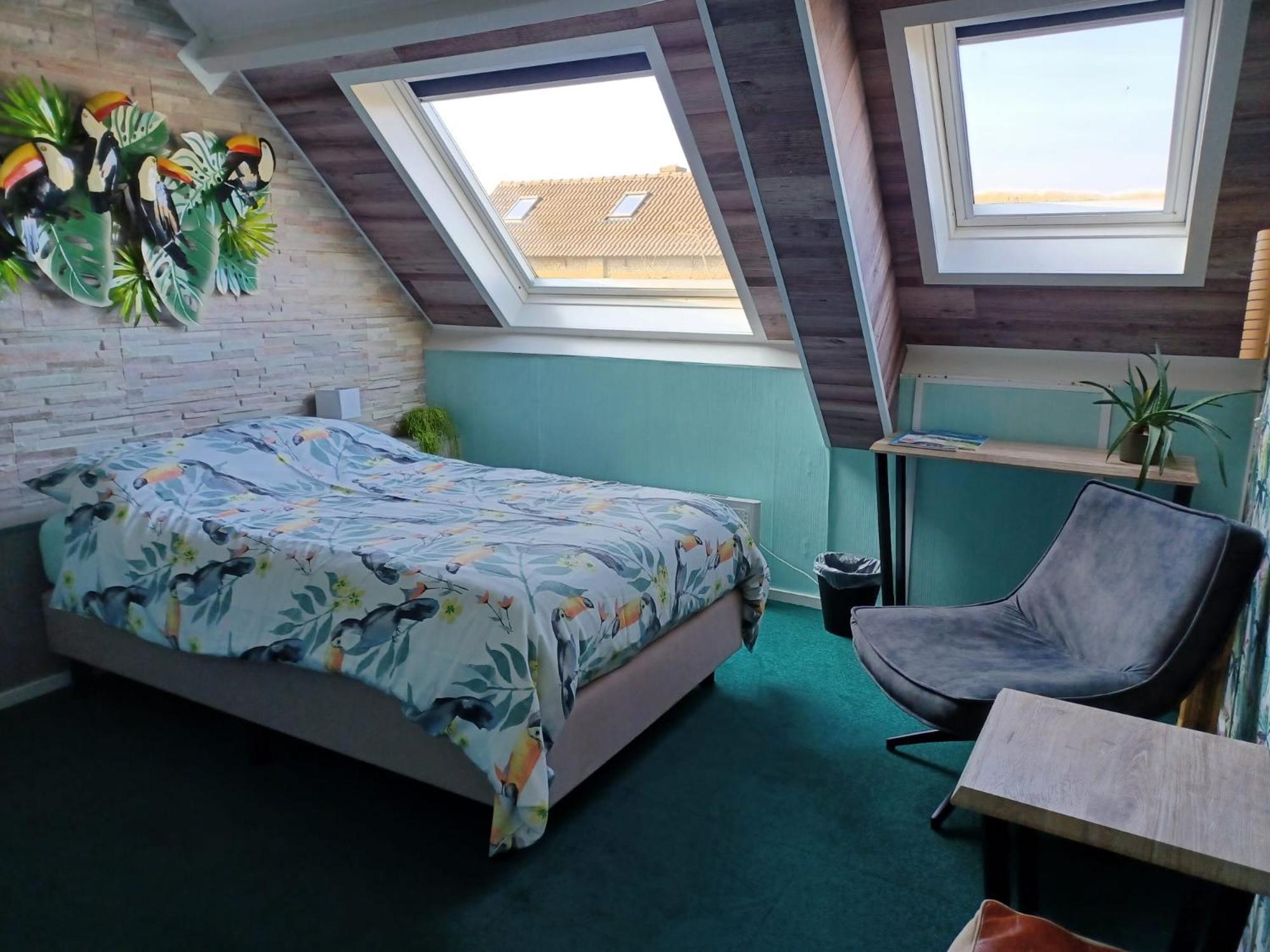 Hotel Dichtbijzee Oosterend  Exteriör bild